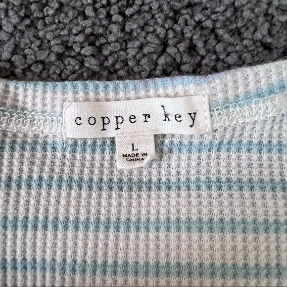 Copper Key waffle knit striped wrap top Large - Picture 4 of 8